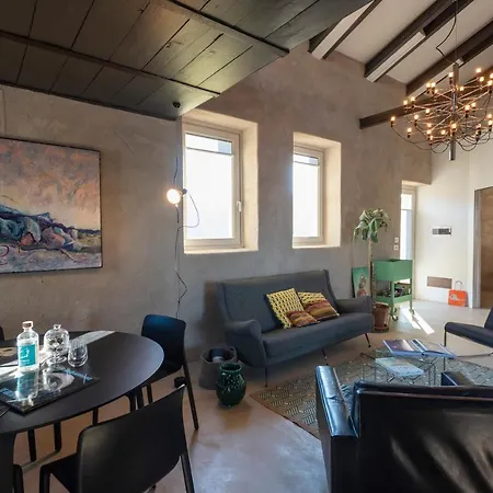 Rostagni 1834 With Pool In The Barolo Region Novello
