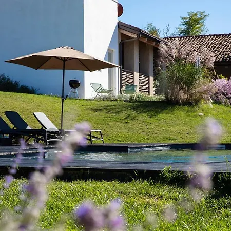 Rostagni 1834 With Pool In The Barolo Region