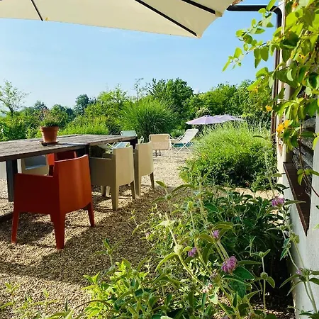 Rostagni 1834 With Pool In The Barolo Region Lägenhet