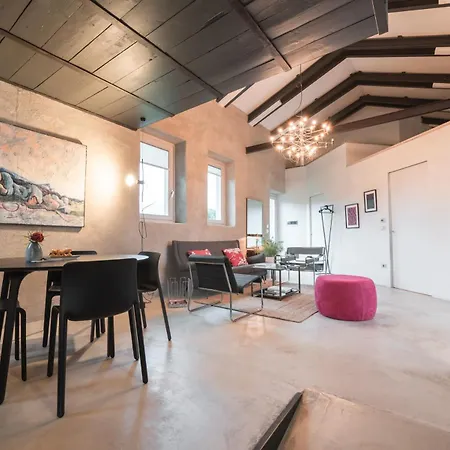 Appartement Rostagni 1834 With Pool In The Barolo Region